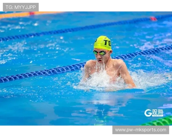 游泳选手赛中节奏控制精妙到近乎完美